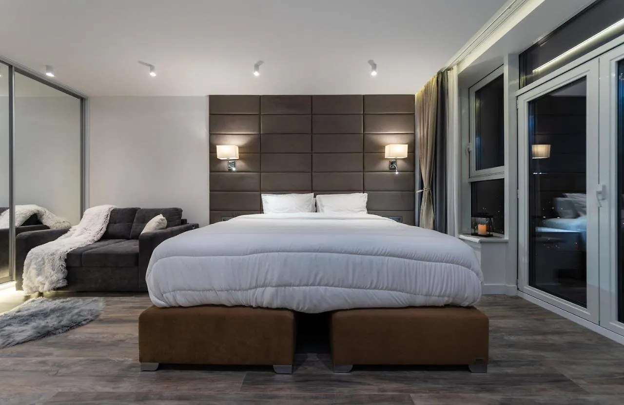 Victory-29 Luxury Apartment Center Kyiv